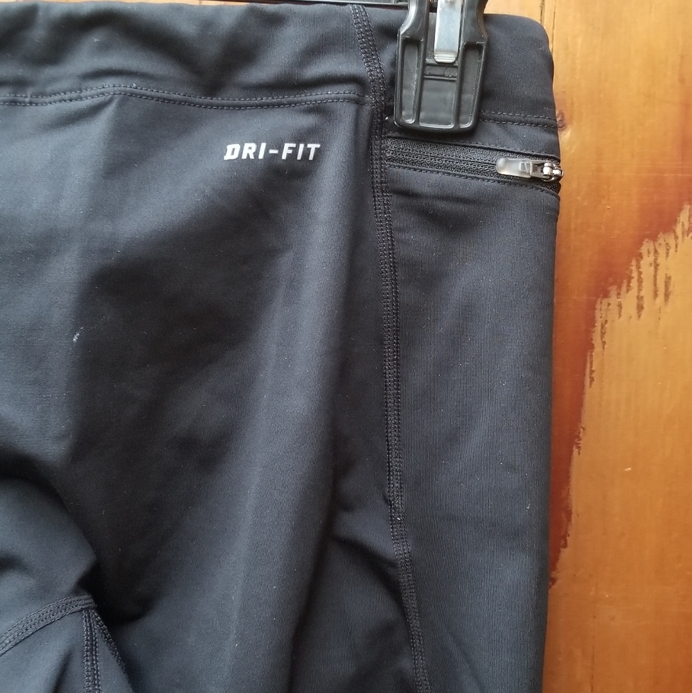 Nike Women's Dri Fit Leggings - Picture 6 of 8